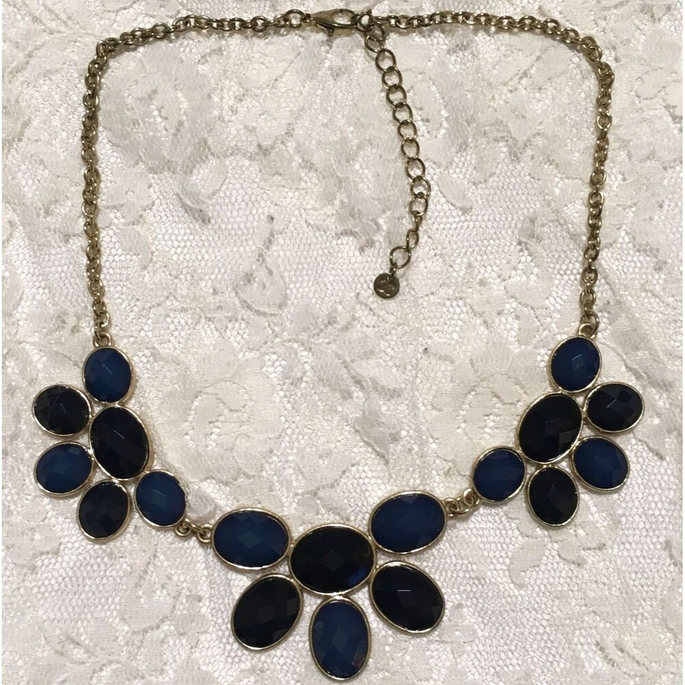 Vintage Bib Necklace Faceted Rhinestones Dark Blue Tones Gold tone Chain 2000s